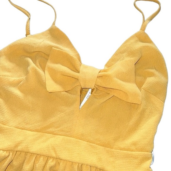 FASHION NOVA “YOUR DAILY ROMPER” IN MUSTARD SIZE MEDIUM - Picture 8 of 12